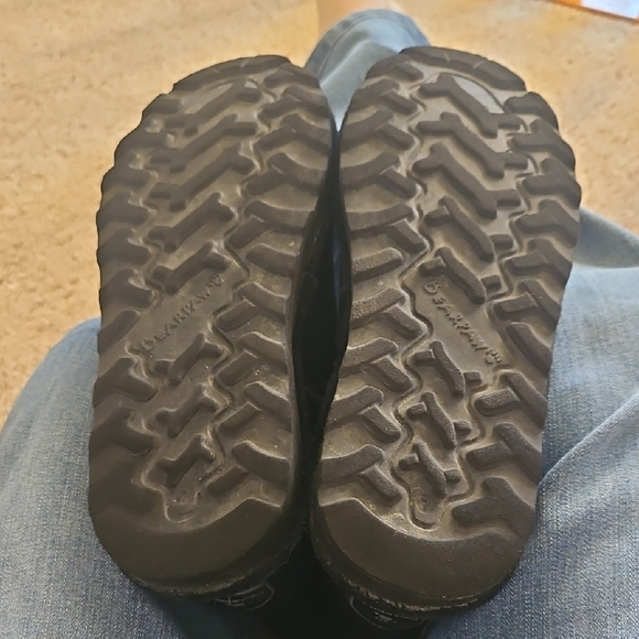 BearPaw Black Winter Boots Womens Size 7 - Picture 4 of 4